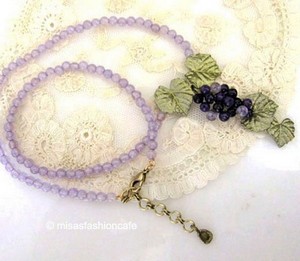 （画像用） Michaud ネックレス 葡萄