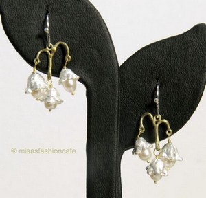 （画像用） Michaud ピアス すずらん