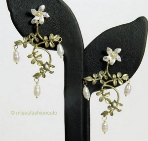 （画像用） Michaud ピアス ジャスミン