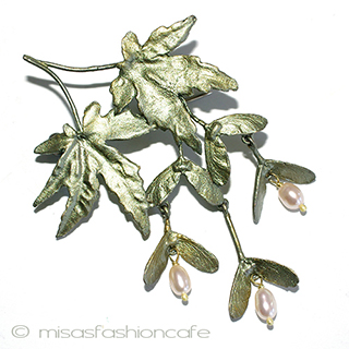 （画像用） マイケルミショー　真珠 紅葉もみじ　ブローチ