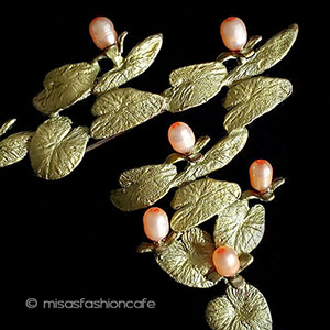 （画像用） マイケルミショー　再販 真珠・睡蓮の花ブローチ