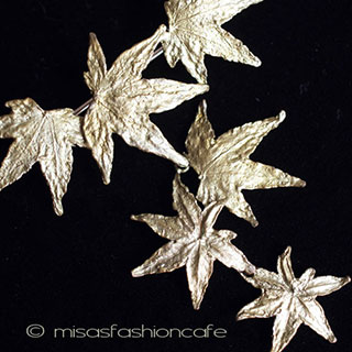 （画像用） マイケルミショーブローチ ひらひら揺れる　もみじ　