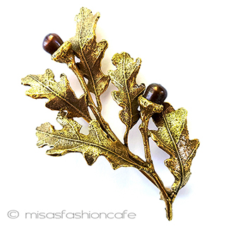 （画像用） 真珠どんぐり　ブローチ マイケルミショー美術館