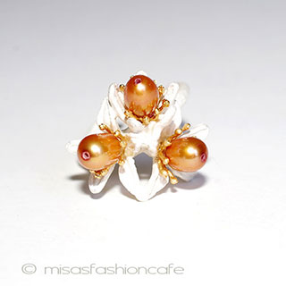 （画像用） マイケルミショーリング 真珠　オレンジの花