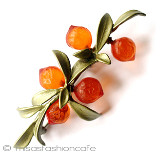 （画像用） オレンジのブローチ フルーツ果実の木