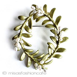 （画像用） 真珠の花リースブローチ フラワーコサージュ