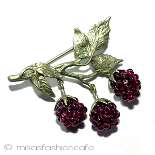 （画像用） 天然石　ガーネット ラズベリー　ブローチ