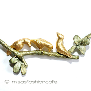 （画像用） マイケルミショー 鳥と小枝　ネックレス