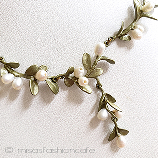 （画像用） パールの花　ネックレス 真珠と葉　ボタニカル