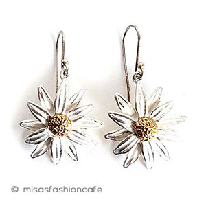 （画像用） デイジーのお花　再販 ピアス　または　クリップ