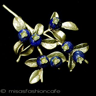 （画像用） ブルーベリー　再販 天然石　ブローチ