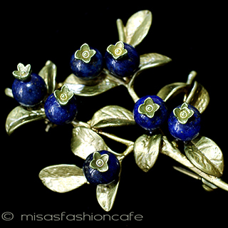 （画像用） ブルーベリー　再販 天然石　ブローチ