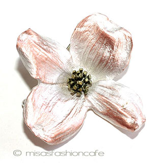 （画像用） マイケルミショー　再販！ ハナミズキの花ブローチ
