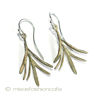 （画像用） ハーブ：　ローズマリー ピアス　または　クリップ