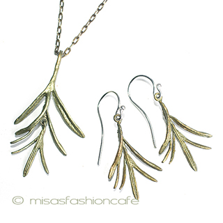 （画像用） ハーブ：　ローズマリー ピアス　または　クリップ