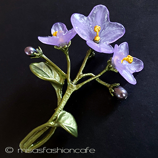 （画像用） 真珠スミレの花 ブローチ