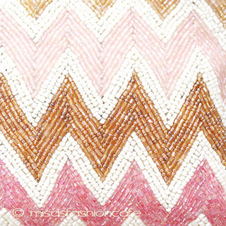 （画像用） ＭＯＹＮＡ　モイナ ピンク・ホワイトジグザグ