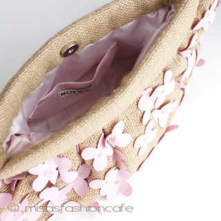 （画像用） ＭＯＹＮＡ　モイナ　 　ピンク・フラワー