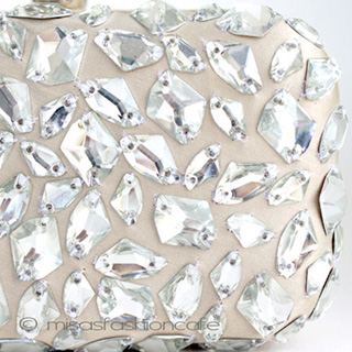 （画像用） ＳＡＮＴＩサンティ　クラッチ スパークリングBOX