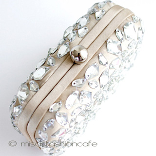 （画像用） ＳＡＮＴＩサンティ　クラッチ スパークリングBOX