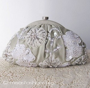 （画像用） SANTI サンティ クラッチ 再販デリケート・フラワー