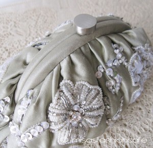 （画像用） SANTI サンティ クラッチ 再販デリケート・フラワー