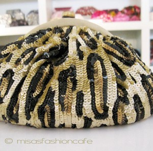 （画像用） SANTI サンティ クラッチ 予約　パヴェ・レオパード