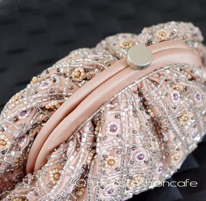 （画像用） SANTI サンティ クラッチ 　ピンキーオレンジ