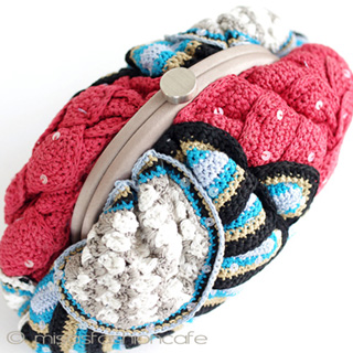 （画像用） SANTIサンティ　クジャク ショルダーバッグ兼クラッチ