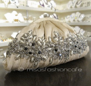 （画像用） SANTI サンティ クラッチ 　フェミナン・フラワー