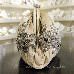 （画像用） SANTI サンティ クラッチ 　フェミナン・フラワー