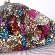 （画像用） SANTI サンティ クラッチ 　全面お花刺繍