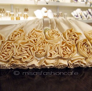 （画像用） SANTI サンティ クラッチ 　ローズ・Lサイズ