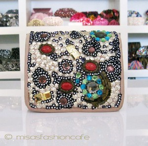 （画像用） SANTI サンティ クラッチ 　アプストラクト