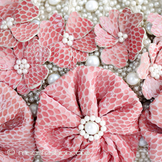 （画像用） SANTIサンティ　バッグ パール＆レザーフラワー