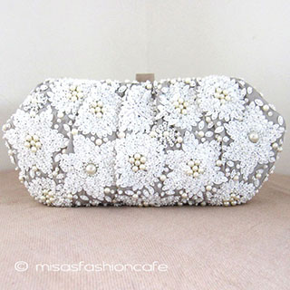 （画像用） SANTI サンティ クラッチ パール・スノーフラワー