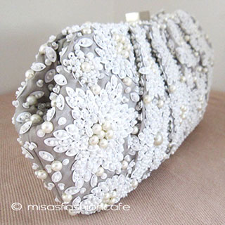 （画像用） SANTI サンティ クラッチ パール・スノーフラワー