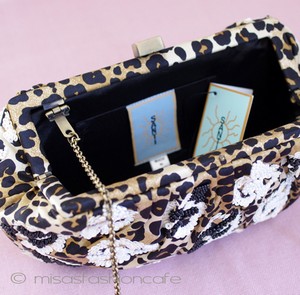 （画像用） ＳＡＮＴＩサンティ クラッチ 　レオパードｘ白花