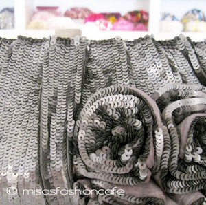 （画像用） SANTI サンティ クラッチ 　立体サイドフラワー