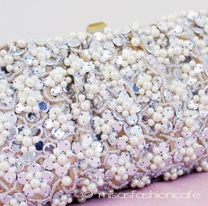 （画像用） ＳＡＮＴＩサンティ　クラッチ パール小花　再販