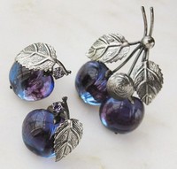 （画像用） Austria　ブルーベリー ブローチ＆イヤリングセット