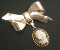 （画像用） 10金カメオブローチ