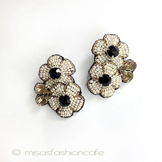 （画像用） ＳＰＡＲＫＬ　イヤリング Ivory フラワー