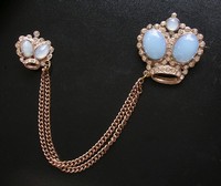 （画像用） クラウン　ブローチ