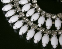 （画像用） ミルクガラス　ネックレス