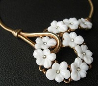 （画像用） クラウンTrifari　ネックレス