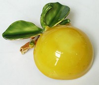 （画像用） Original By Robert　 グレープフルーツ ブローチ