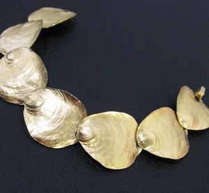 （画像用） クラウントリファリ Trifari シェル