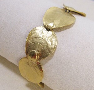 （画像用） クラウントリファリ Trifari シェル