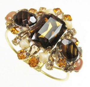 （画像用） チェコ製ガラス バングル